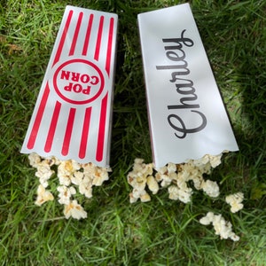 Seaux de pop-corn personnalisés, fête d'anniversaire, soirée cinéma, soirée en famille, cadeau de Noël, fête d'enfants, réutilisable, cadeaux, pop-corn, faveur de soirée pyjama image 2