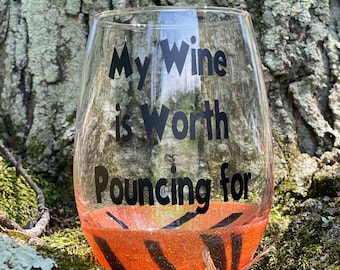 Tigger Wine Glass, Stemless Wine Glass, Fun Wine Glass, Peekaboo Wine Glass