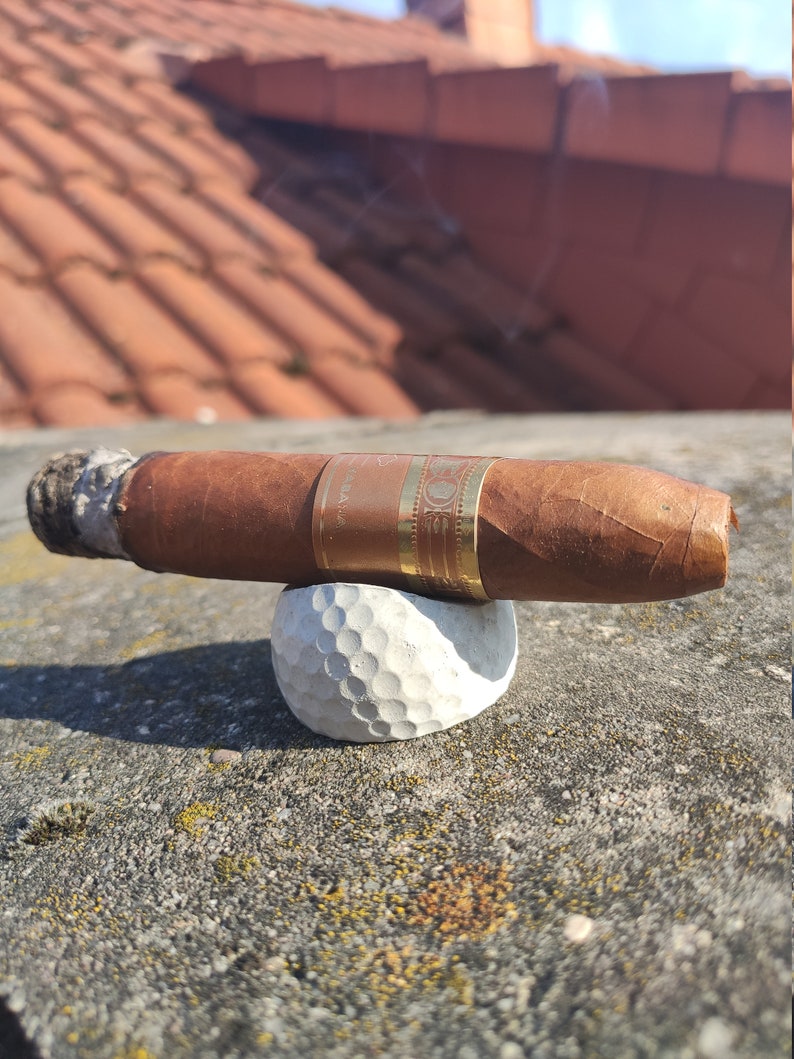 Cigar tray Golf ball concrete grey I Cigar holder I Golf Ball I Golf Cigar Bank I Cigar MyGolfBlog image 9