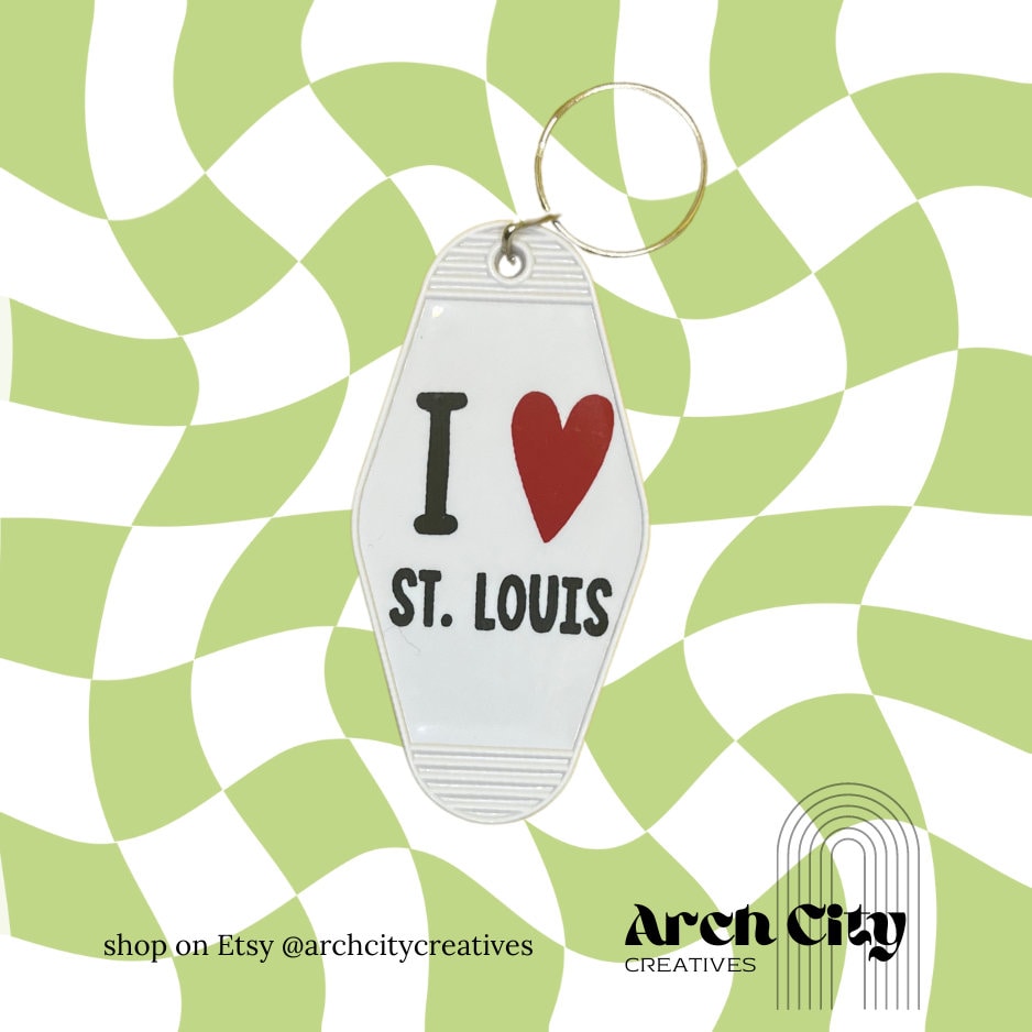 I <3 St. Louis Retro Motel Keychain // St. Louis Keychain // St. Louis // Arch City Creatives