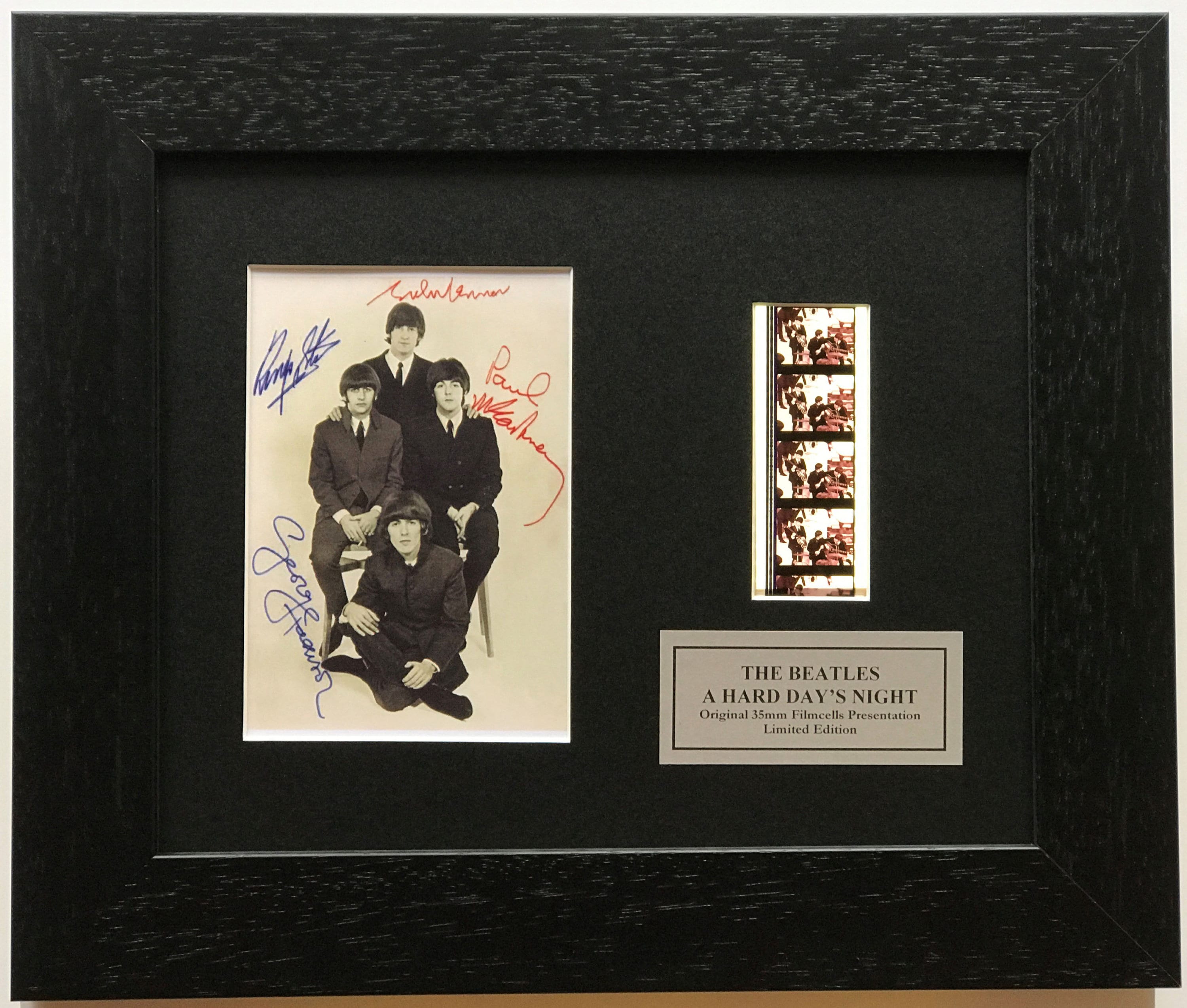 The Beatles 写真額縁 証明書付き The Beatles 写真額縁 証明書付き（THE BEATLES ビートルズ