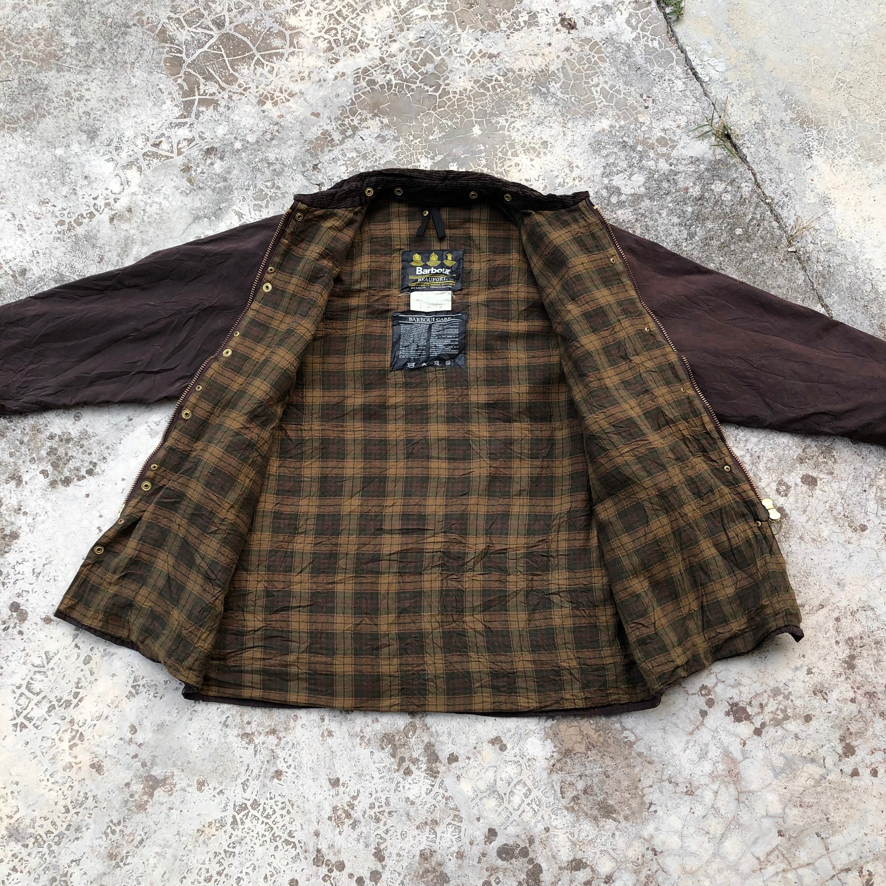 Barbour Beaufort Waxed Jacket | Bark – Men's Country