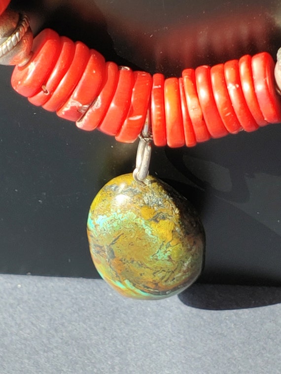 Coral and silver beads with turquoise stone; Nati… - image 1