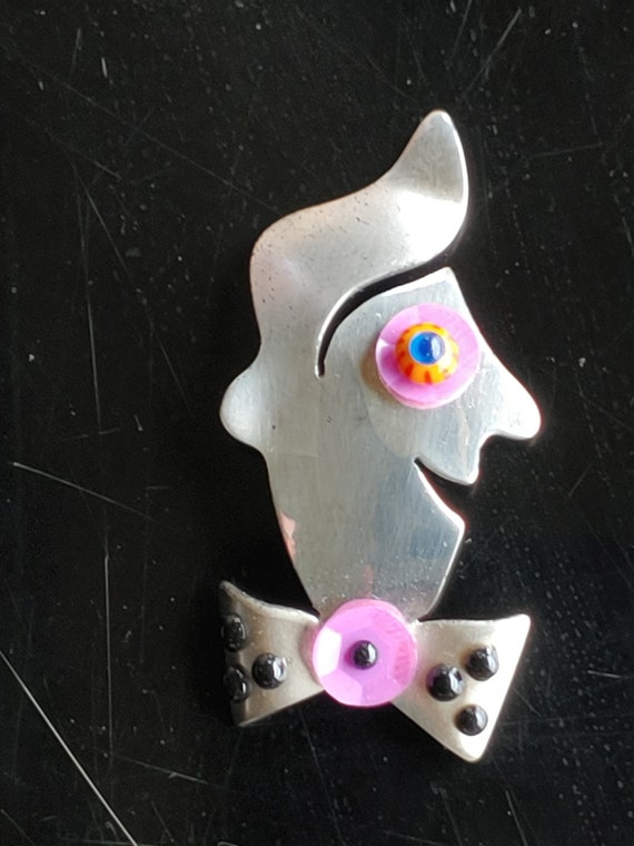 Quirky Art head lapel pins. Sterling silver.