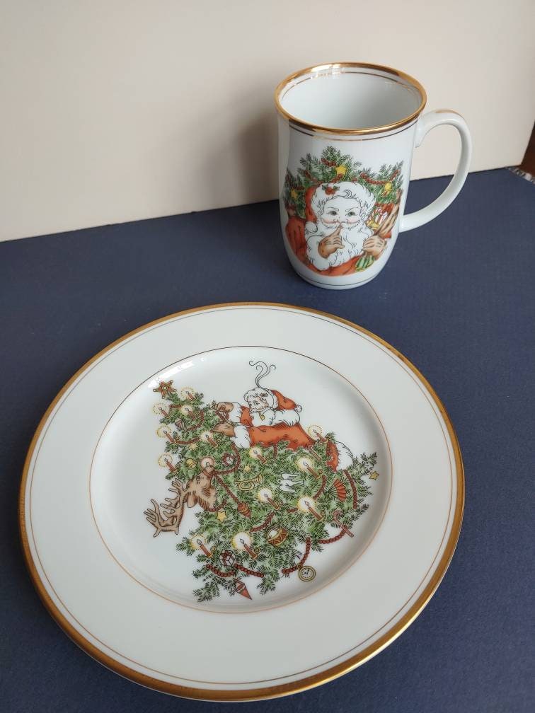 Fitz and Floyd St Nicholas Christmas Plates and Cups. 8 Ea. Etsy
