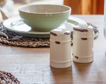 Ceramic Rustic Look Salt & Pepper Shaker Set