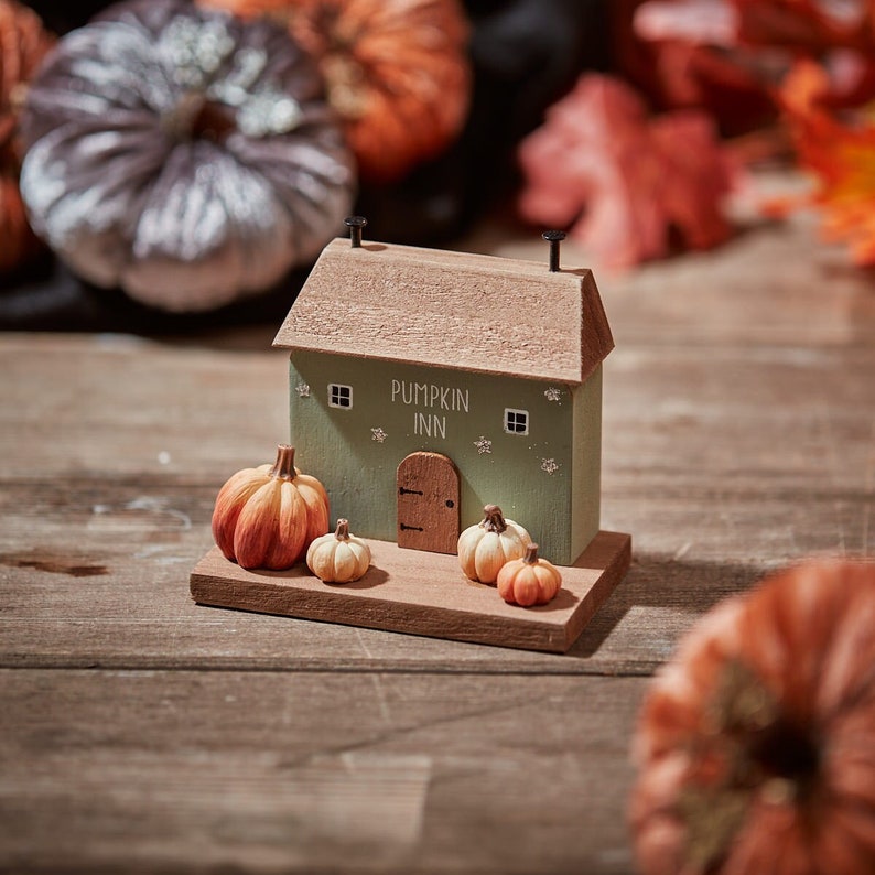 Pumpkin Inn Wooden House Ornament With Resin Pumpkins Etsy UK