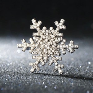 Snowflake Brooch Rhinestone Pins Christmas New Year Flower Party Brooch Gift for Men,Temu