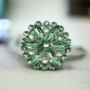 Lovely Floral Green Brooch Pin Gift for Her
