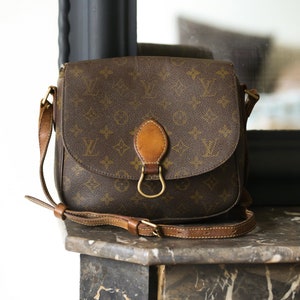 Louis Vuitton St Cloud PM  Leather buckle, Types of bag, Crossbody bag