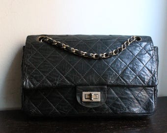 Chanel vintage 2.55 double flap handbag in black leather