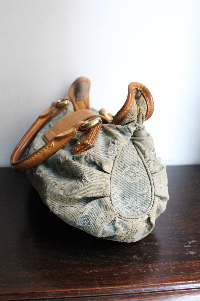 Louis Vuitton Pleaty handbag in blue denim and leather image 7