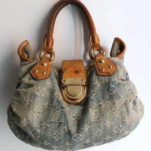 Louis Vuitton Pleaty handbag in blue denim and leather image 2