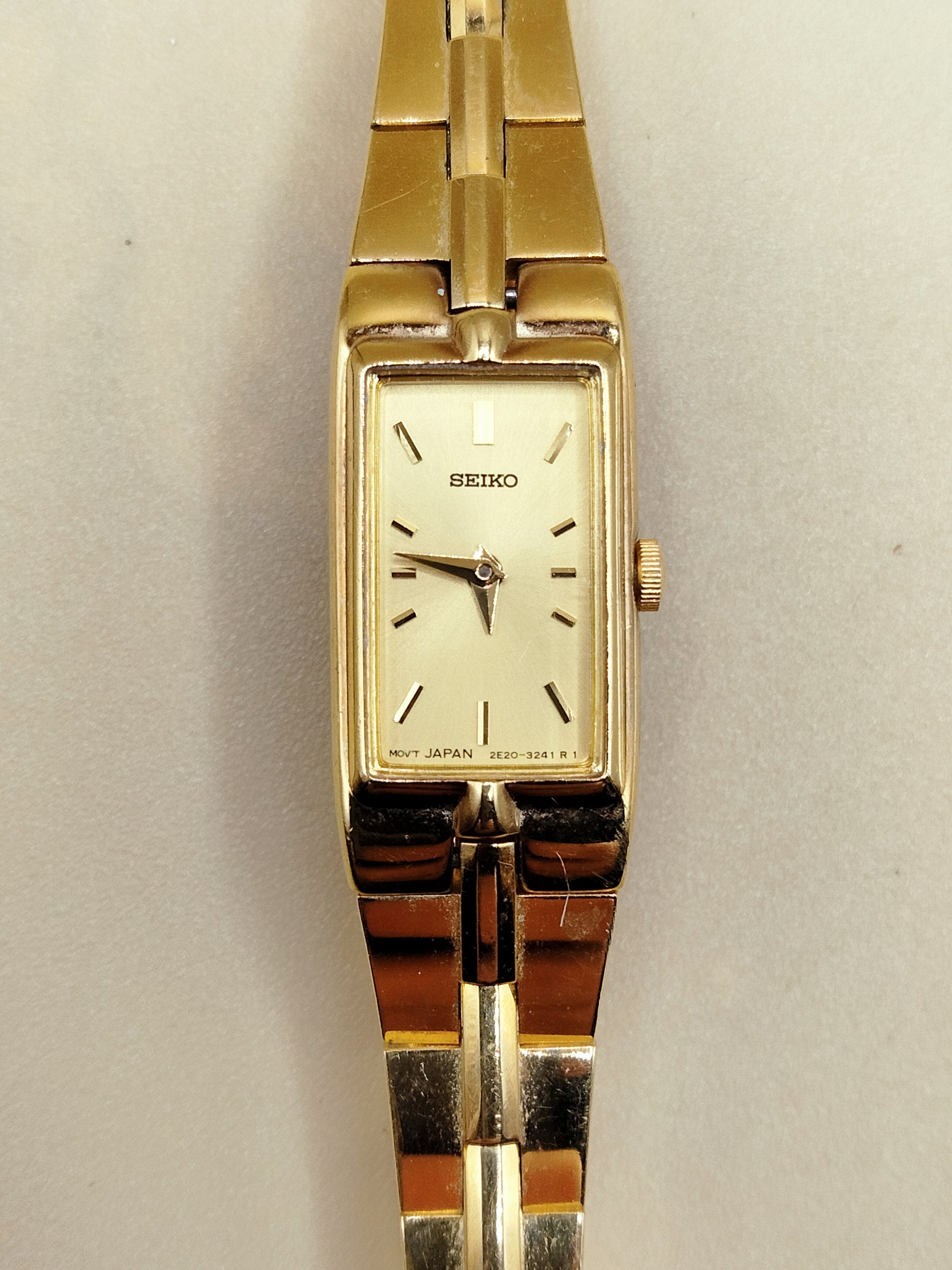 Small Pretty Vintage SEIKO Ladies Watch Gold Toned - Etsy