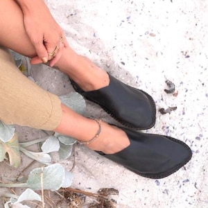 Black Leather Barefoot Shoes for Women   |   Handmade Grounding Footwear  |   Leather Sole   |  Comfortable & Sustainable | Earth Sole