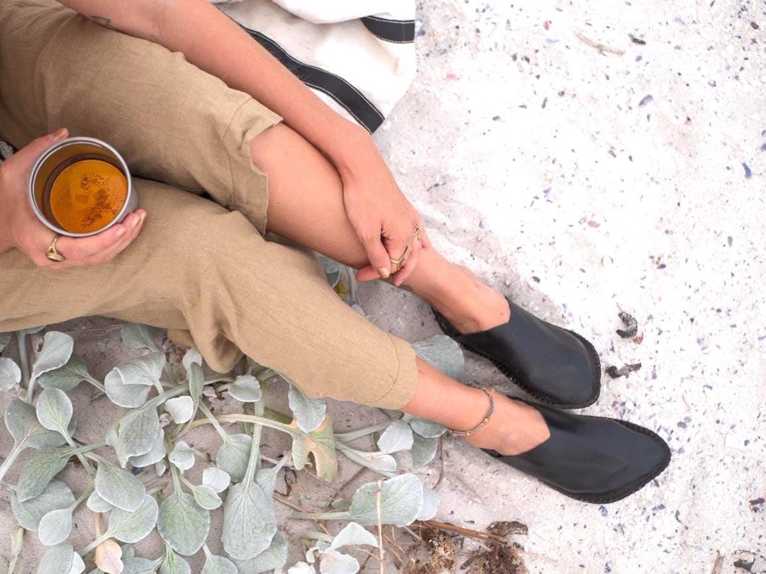 Chaussures pieds nus en cuir noir pour femme Chaussures de mise