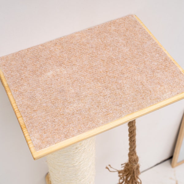 Wandmontierter Katzenkratzbaum mit Sisalstange und Regal