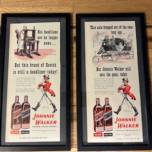 Set of 2 Vintage Framed 1943 Johnnie Walker Scotch Whiskey Advertisements *Antique Mid Century Bar Decoration* bild 1