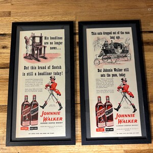 Set of 2 Vintage Framed 1943 Johnnie Walker Scotch Whiskey Advertisements *Antique Mid Century Bar Decoration* bild 2
