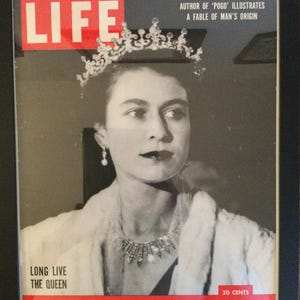 Framed 1952 Original LIFE Magazine Cover ft Queen Elizabeth II- ‘’Long Live The Queen’’