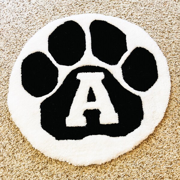 Yarn Paw Print Round Rug main image 1