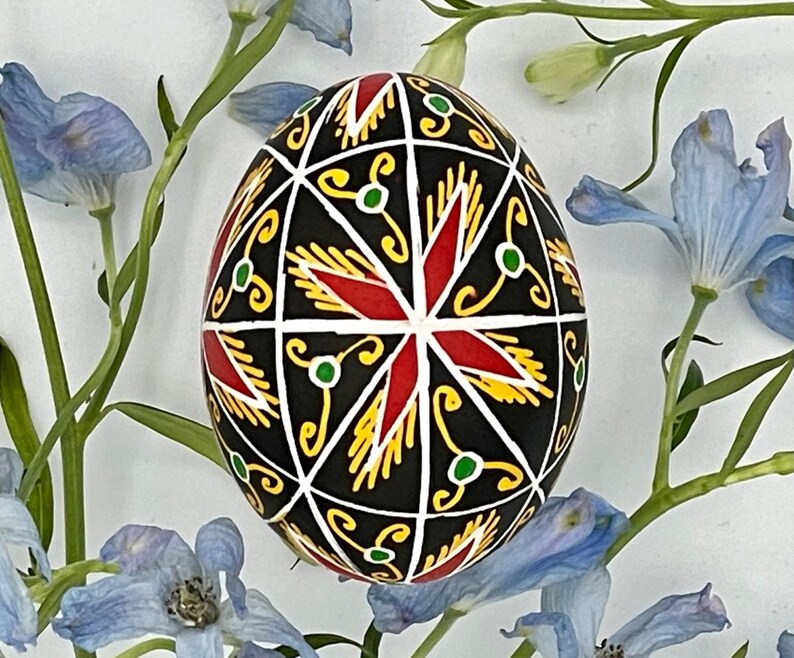 Pysanka Ukrainian Easter egg by Sofika, image 1