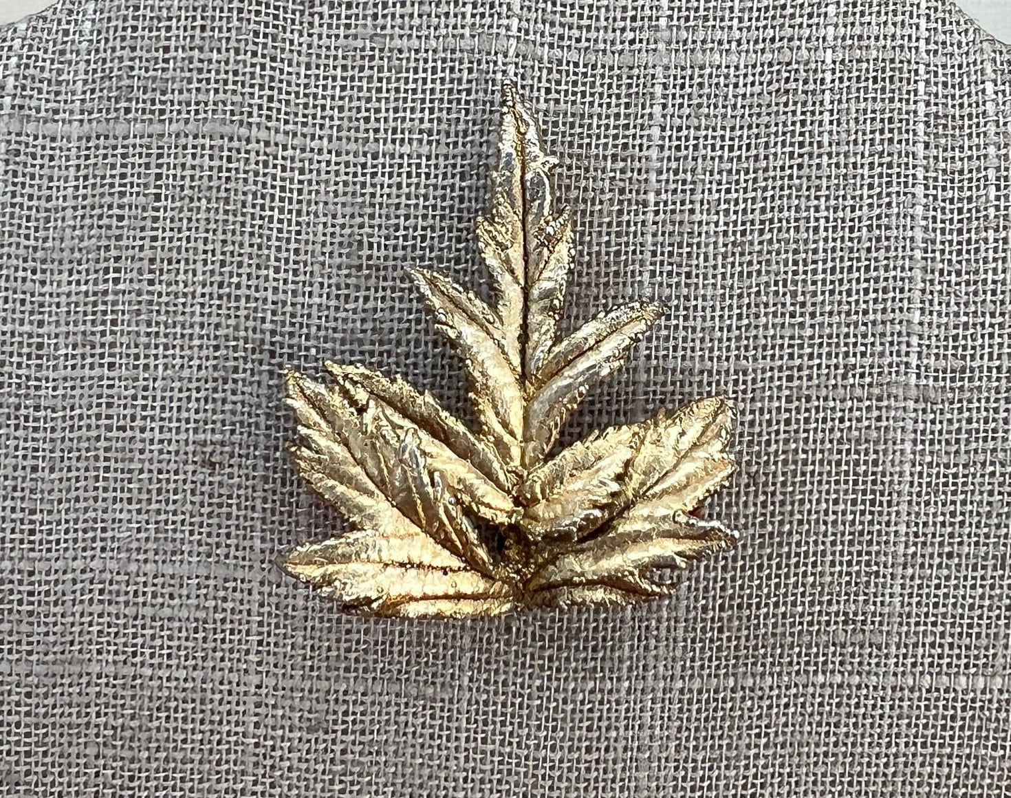 Flora Danica Eggert ヴィンテージ ベルメイユ リーフ ブローチ - Etsy