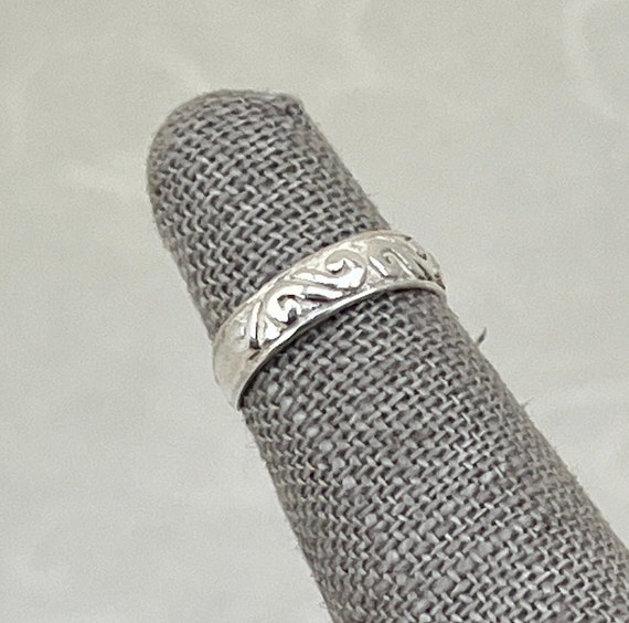 Sterling Silver Patterned Toe Ring - image 3
