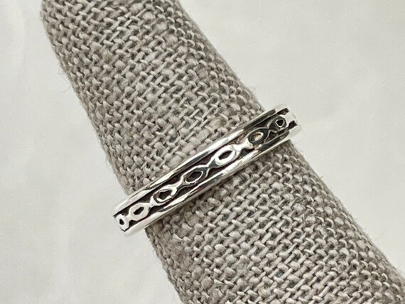 Sterling Silver Pattern Band - image 4