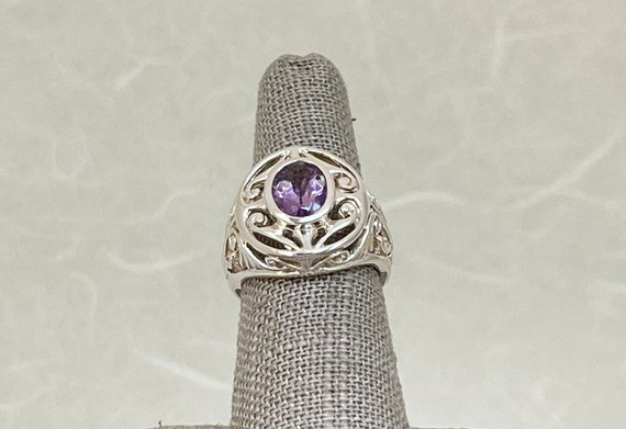 Sterling Silver Oval Amethyst Flourish Ring - image 2