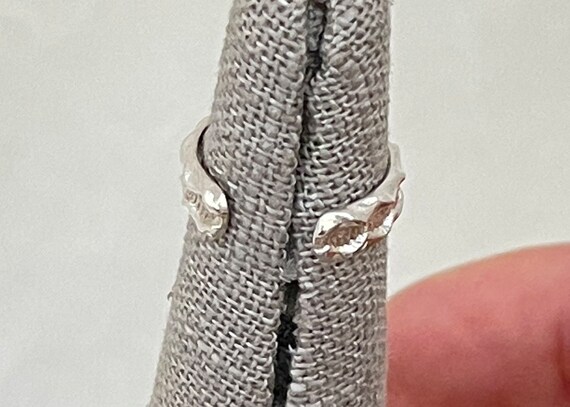 Sterling Silver Patterned Toe Ring - image 4