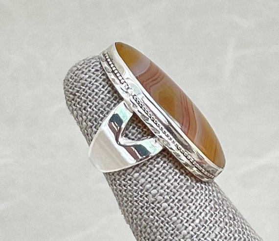 Sterling Silver Oval Agate Navette Ring - image 4