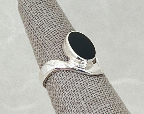 Sterling Silver Modern Black Onyx Ring - image 3
