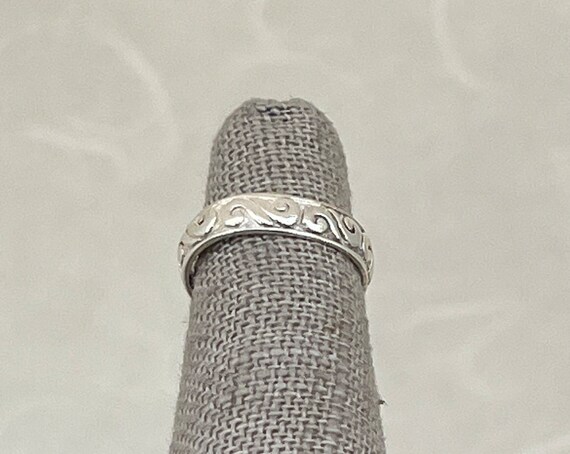 Sterling Silver Patterned Toe Ring - image 2