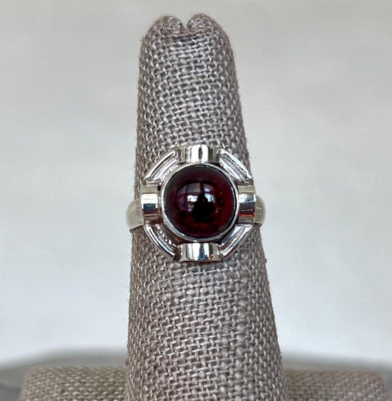 Vintage Sterling Silver Rhodolite Garnet Halo Ring - image 1