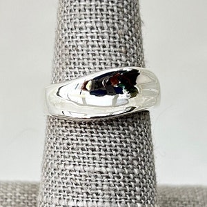 Anello onda in argento sterling