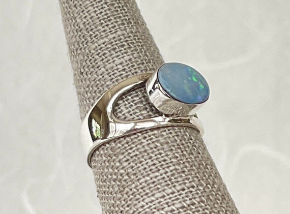 Sterling Silver Oval Opal Split Shank Ring - image 3