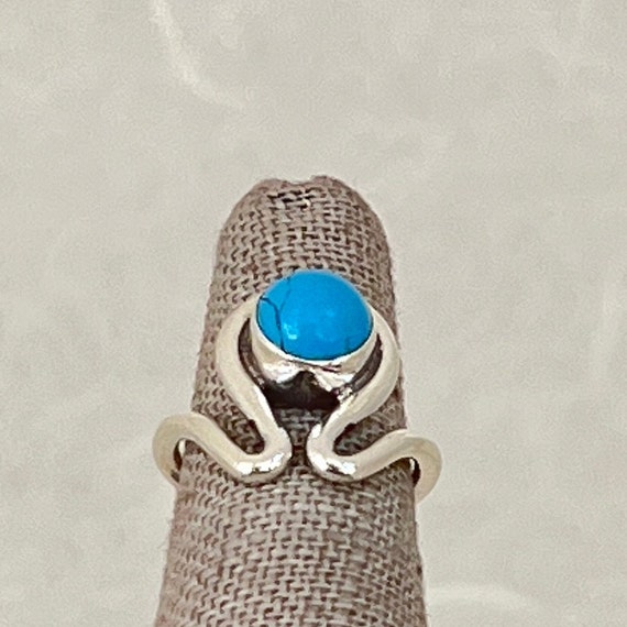 Vintage Sterling Silver Round Turquoise Loop Ring - image 2
