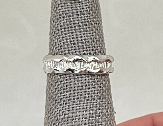 Sterling Silver Patterned Toe Ring - image 1