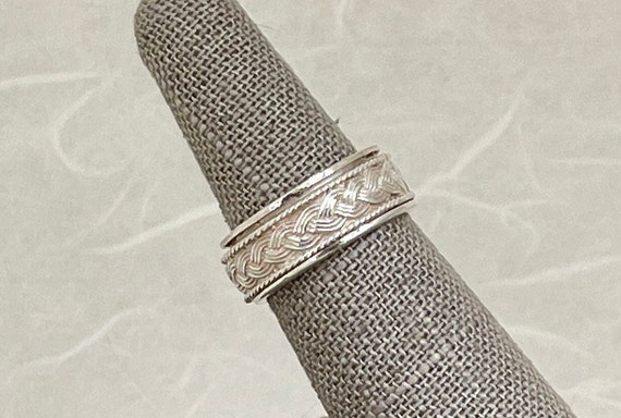 Sterling Silver Woven Pattern Spinning Band - image 3