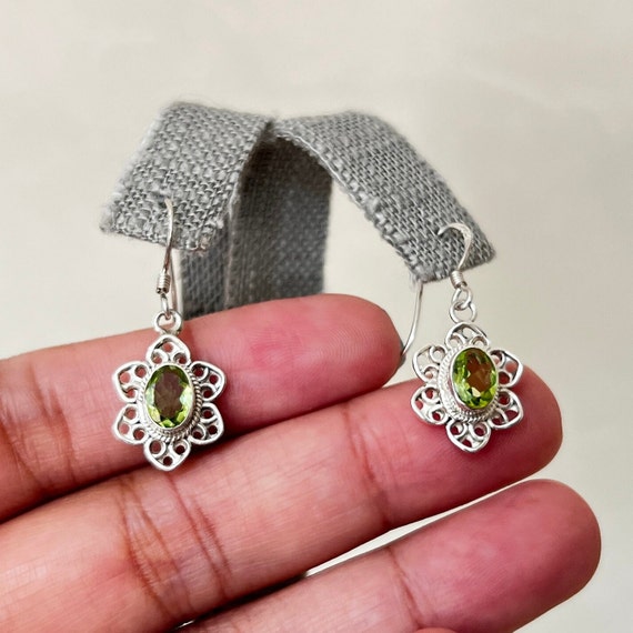 Sterling Silver 1.80ctw Peridot Filagree Dangle E… - image 5