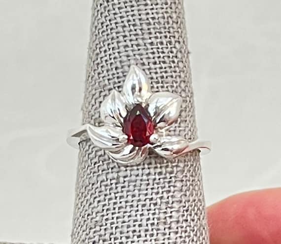 Sterling Silver Garnet Floral Ring
