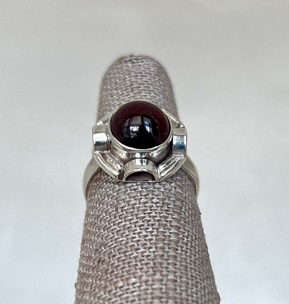 Vintage Sterling Silver Rhodolite Garnet Halo Ring - image 2