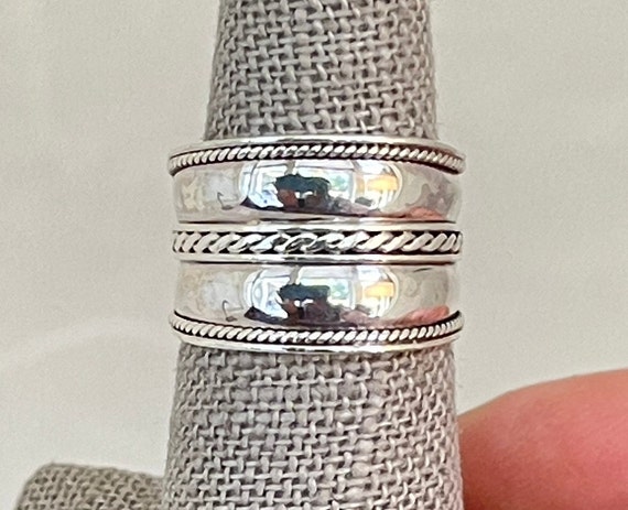 Sterling Silver Patterned Ribbed Ring - image 1