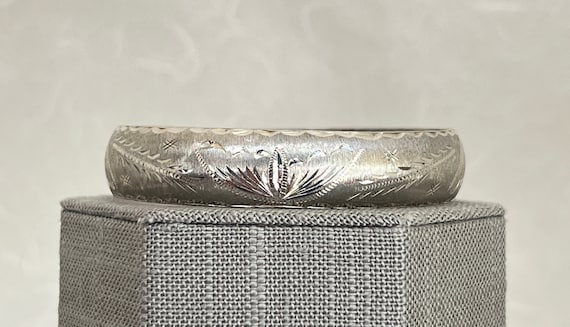 Vintage Sterling Silver Diamond Cut Bangle - image 1