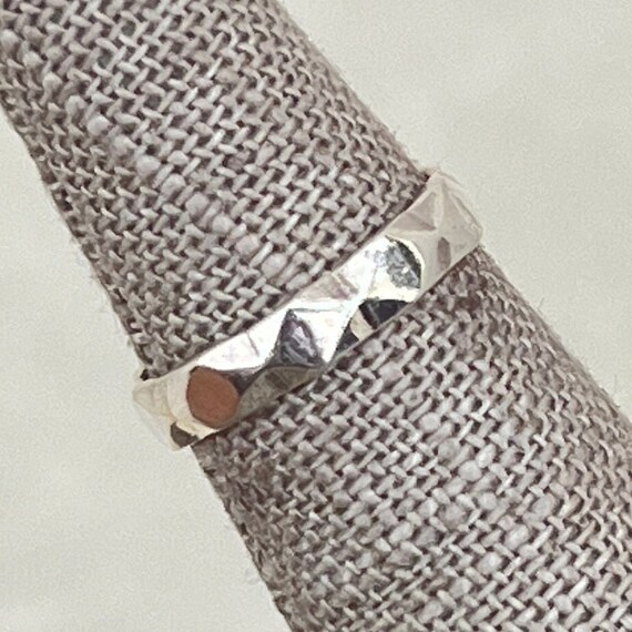 Sterling Silver Diamond Pattern Ring - image 3