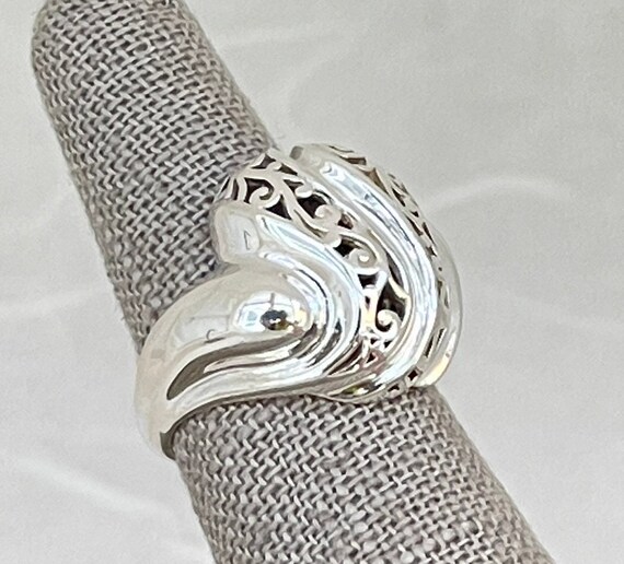 Vintage Sterling Silver Open Scrollwork Domed Ring - image 2
