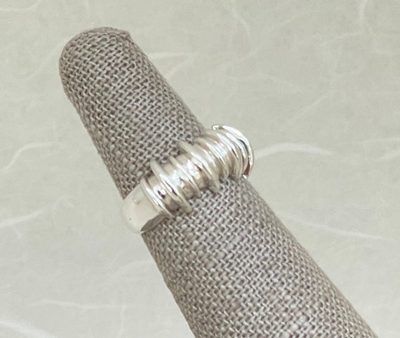 Sterling Silver Ribbed Ring - image 3