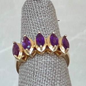 Anello in argento sterling con 5 ametiste marchese
