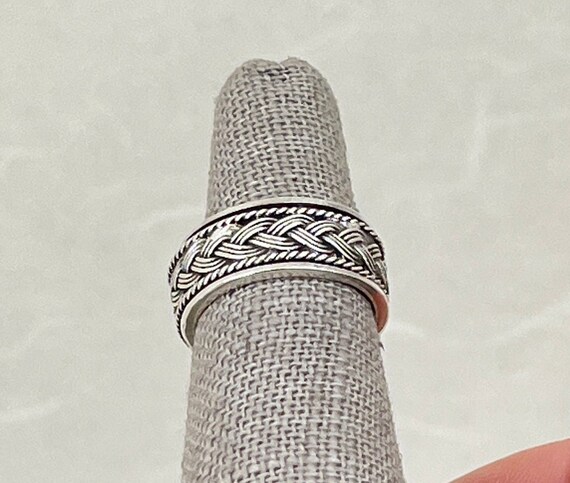 Sterling Silver Woven Pattern Spinning Ring - image 2
